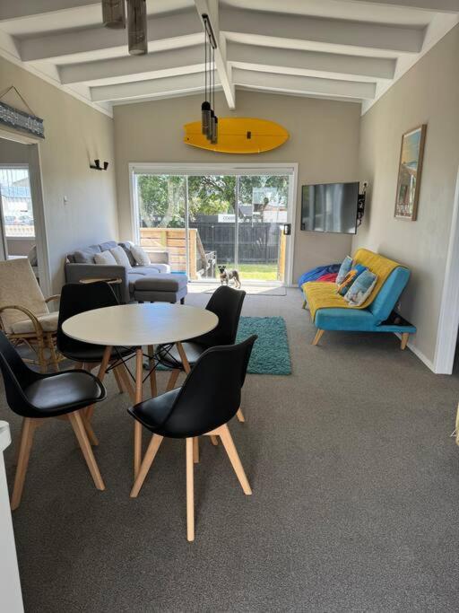 Ultimate Family Holiday - Pet Friendly! Papamoa Exterior photo
